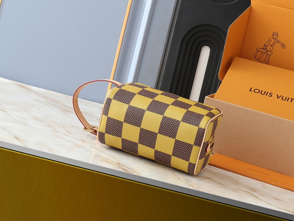 ルイヴィトンバッグ内部構造